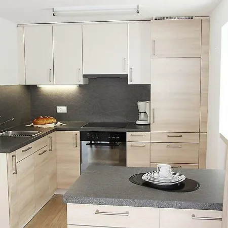 Apartment Adonis